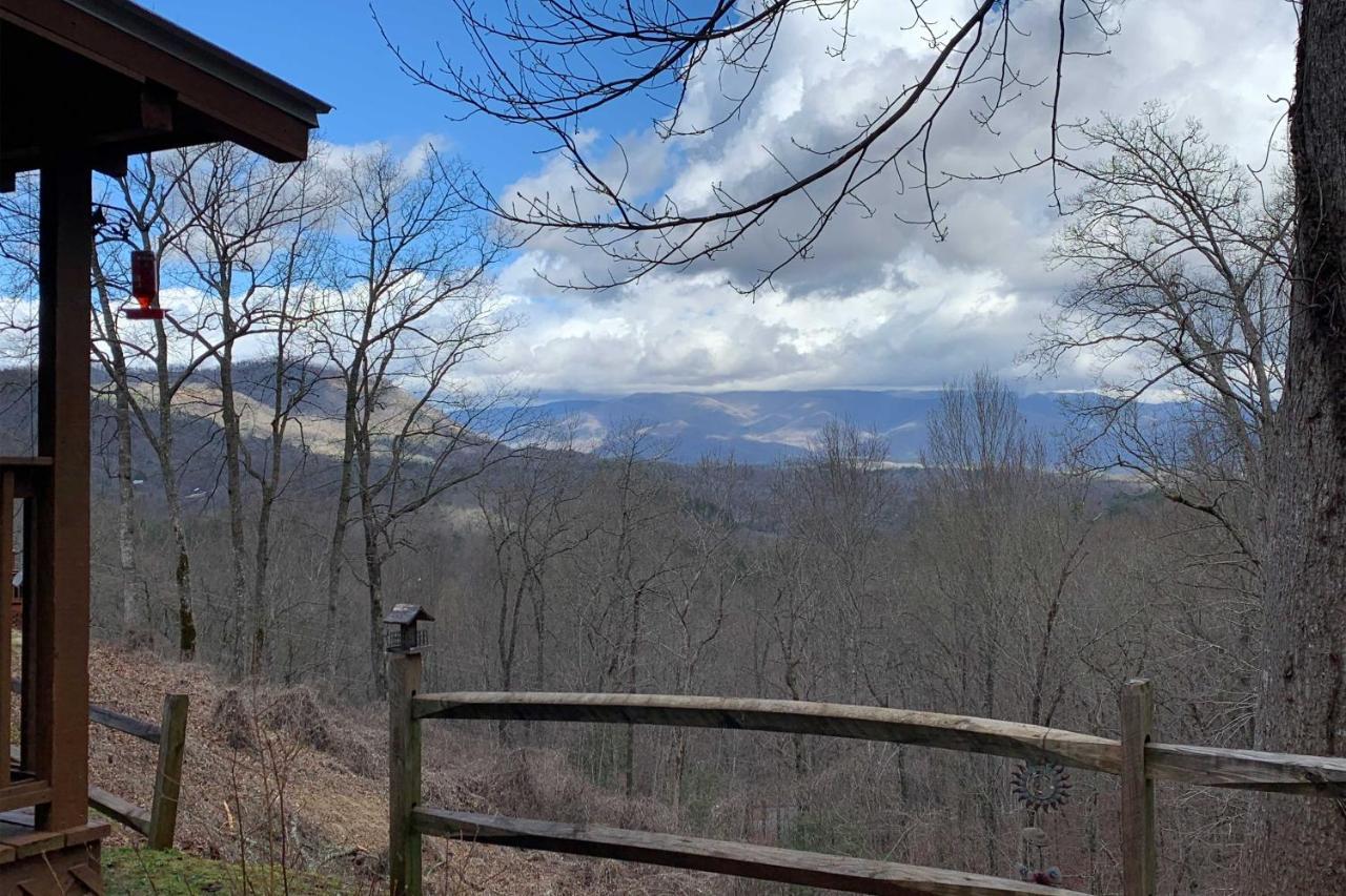 브라이슨시티 Cozy Cabin With Hot Tub And Smoky Mountain Views! 빌라 외부 사진