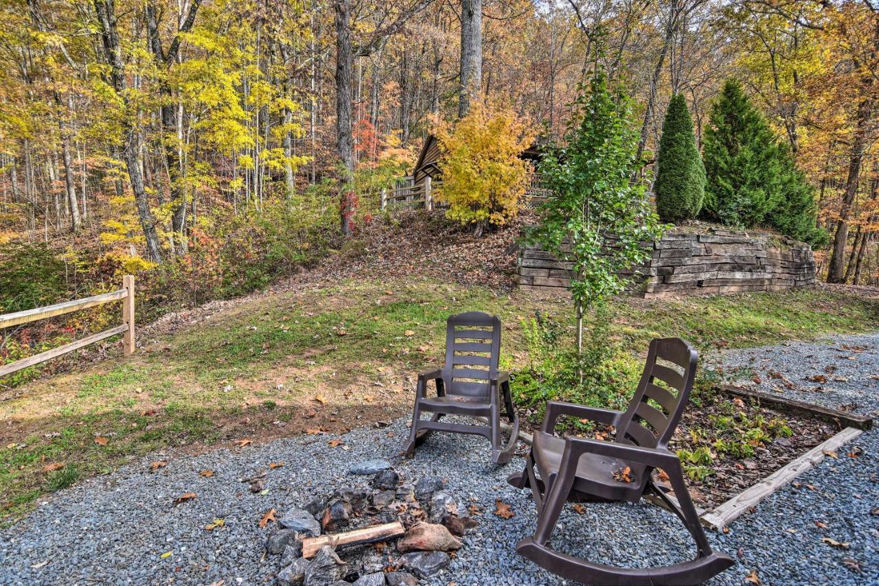 브라이슨시티 Cozy Cabin With Hot Tub And Smoky Mountain Views! 빌라 외부 사진